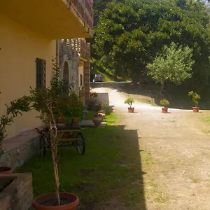 https://agriturismo-fattoria-di-grenne.sicilyhotelsitaly.net